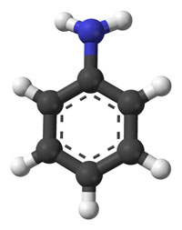Figure 4 : Formule développée de l’aniline C6H5NH2. L’aniline a permis la découverte du premier colorant industriel, la mauvéine, par Perkin en 1858. Elle est à la base de la chimie des colorants, ainsi que produit de départ de la synthèse de nombreux médicaments.